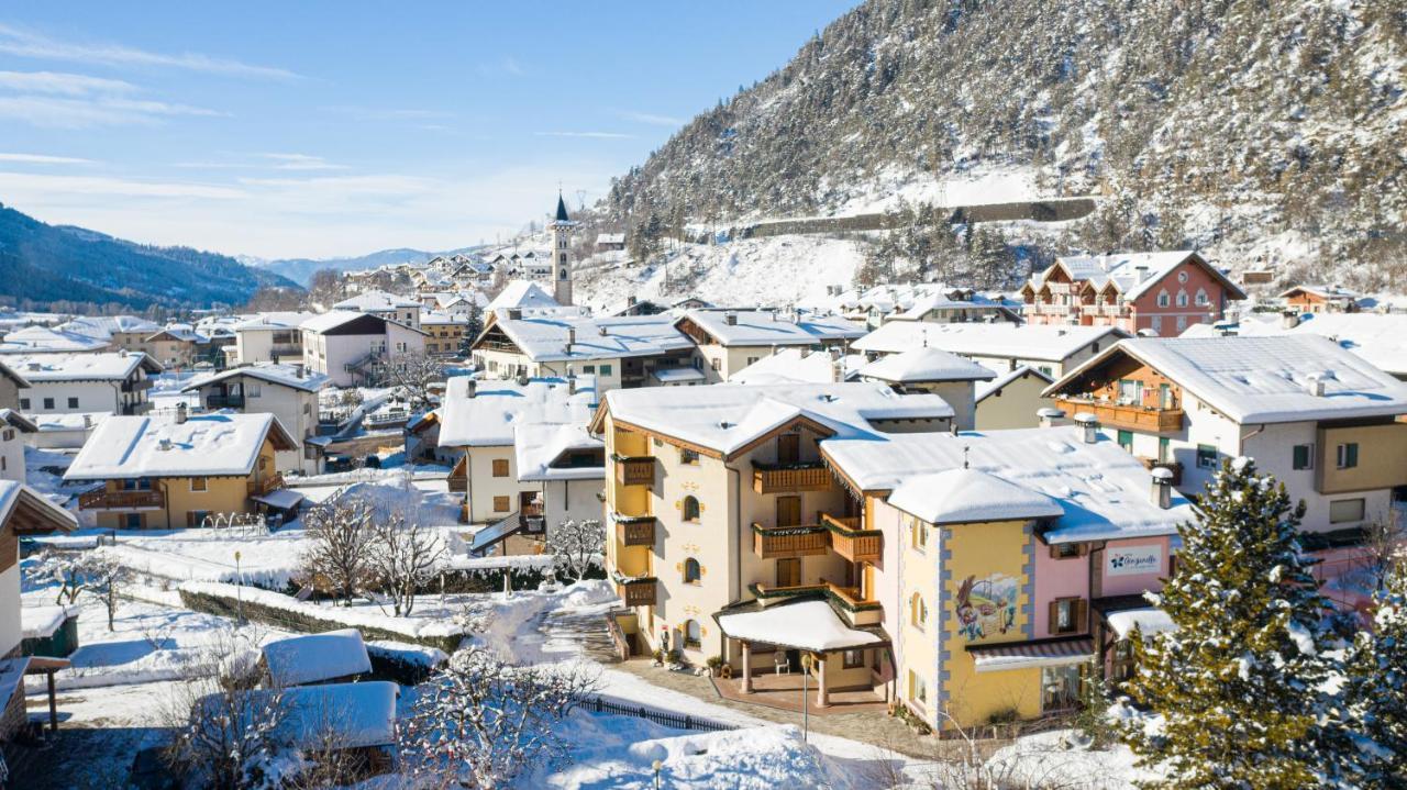 Hotel Genzianella Ziano di Fiemme Exteriör bild
