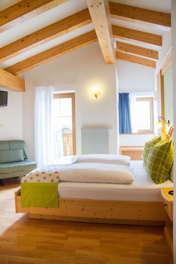 Hotel Genzianella Ziano di Fiemme Exteriör bild
